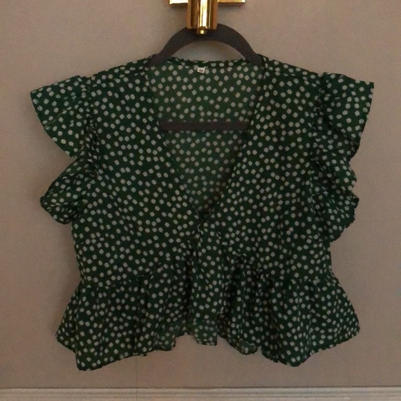 Green crop top - Picture 3 of 3